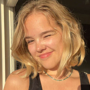Meet your Posher, Lucy